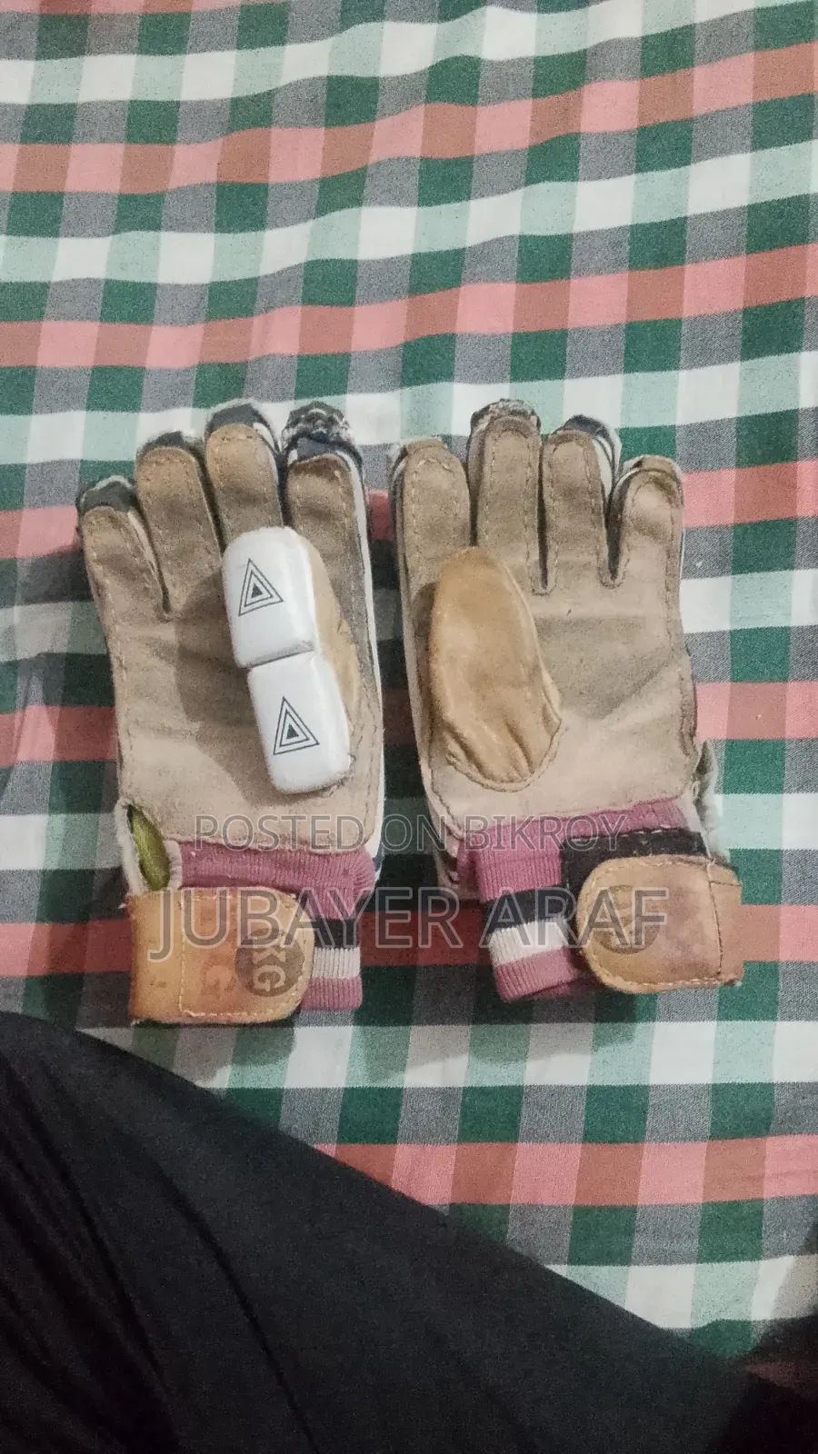 Cricket item
