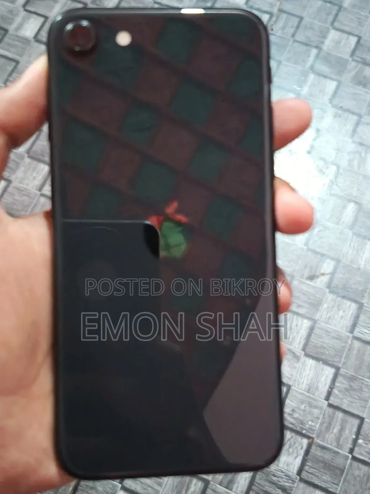 অ্যাপল আইফোন এসই (২০২০) ৬৪ জিবি ব্ল্যাক