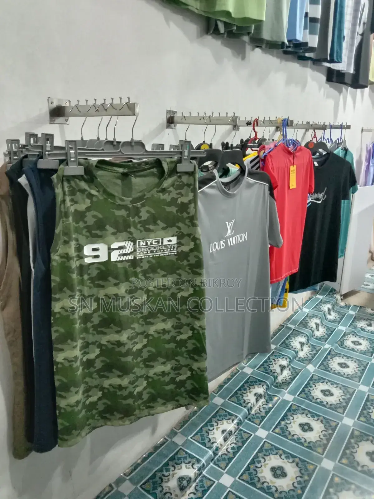 You will find a collection of clothes for boys, girls, and kids here