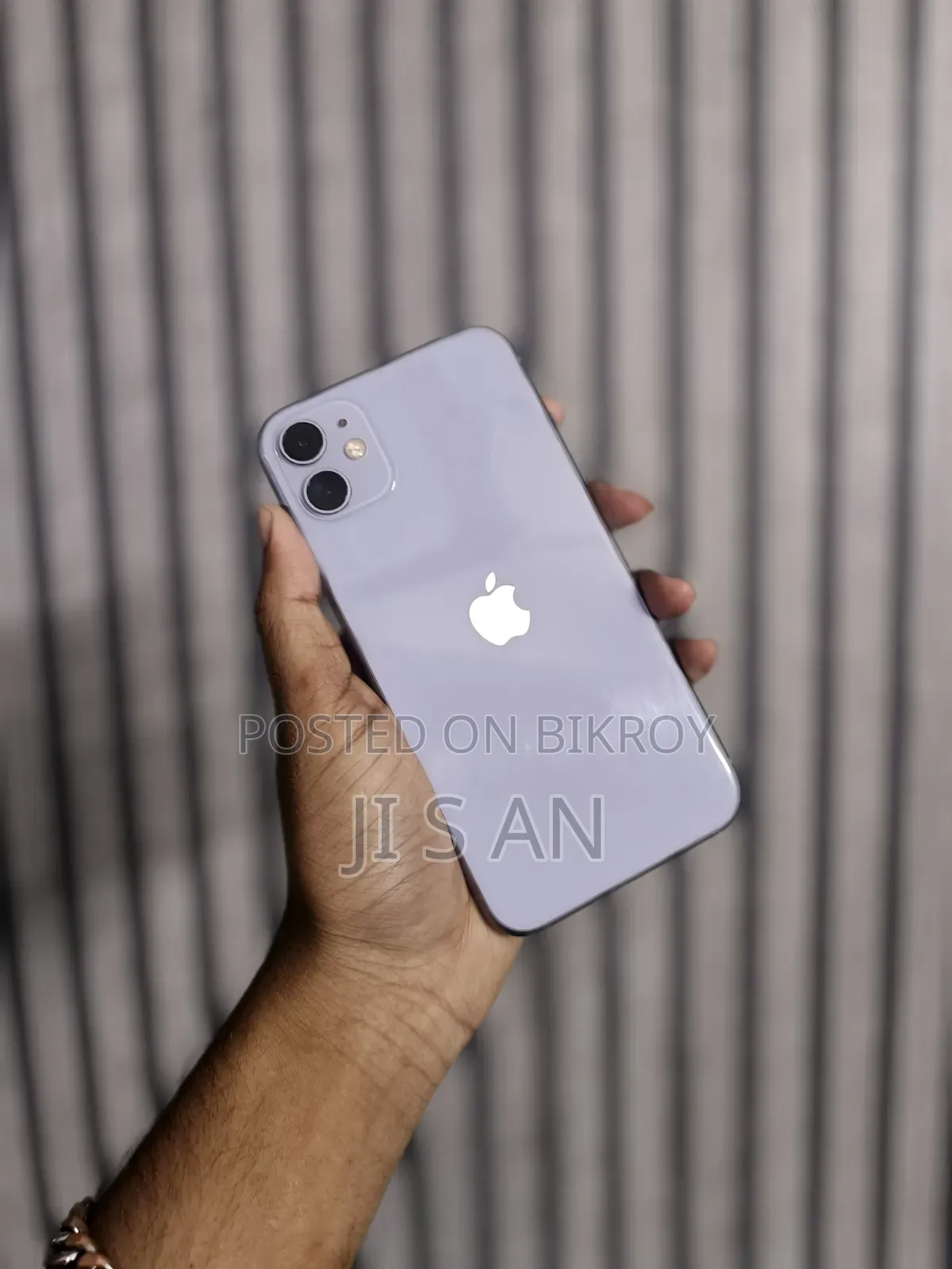 Apple iPhone 11 64 GB Purple