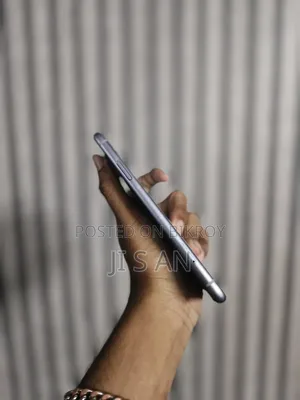 Apple iPhone 11 64 GB Purple