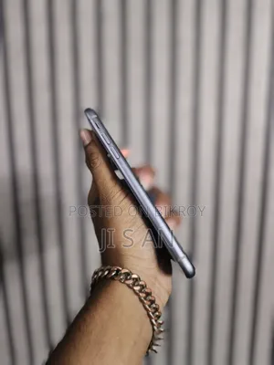 Apple iPhone 11 64 GB Purple