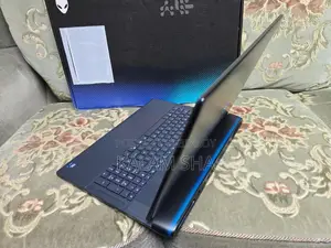 New Laptop Dell 32GB Intel Core Ultra 9 SSD 2T