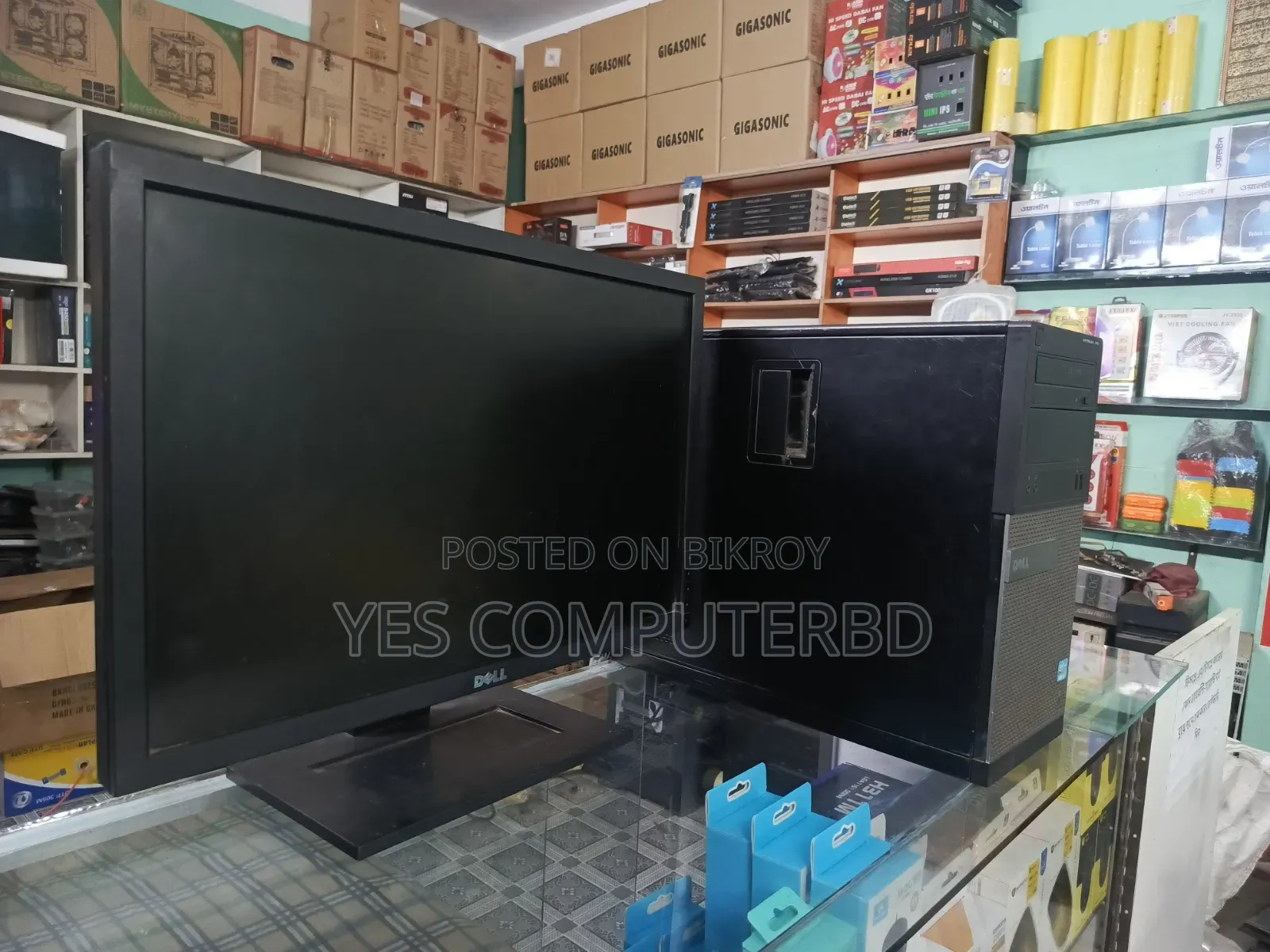 Desktop Computer Dell OptiPlex 390 8GB Intel Core i7 SSD 128GB