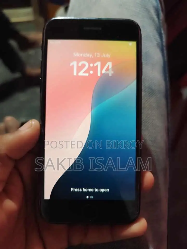 অ্যাপল আইফোন এসি (২০২২) ১২৮ জিবি ব্ল্যাক