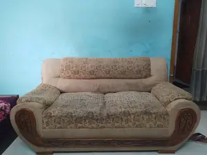 2-2 Set 4 Seater Sofa for Sale
