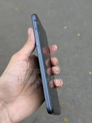 অপ্পো এফ১৭ ১২৮ জিবি ব্লু