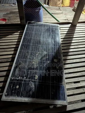 গ্রামীণ পাওয়ার ১৩০ ওয়াট সোলার প্যানেল।