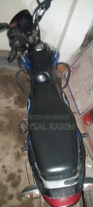 বাজাজ ডিসকভার ১২৫ ২০১০ ব্লু