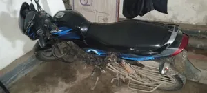 বাজাজ ডিসকভার ১২৫ ২০১০ ব্লু