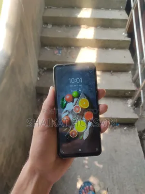 ভিভো ভি১৭ ১২৮ জিবি হলুদ
