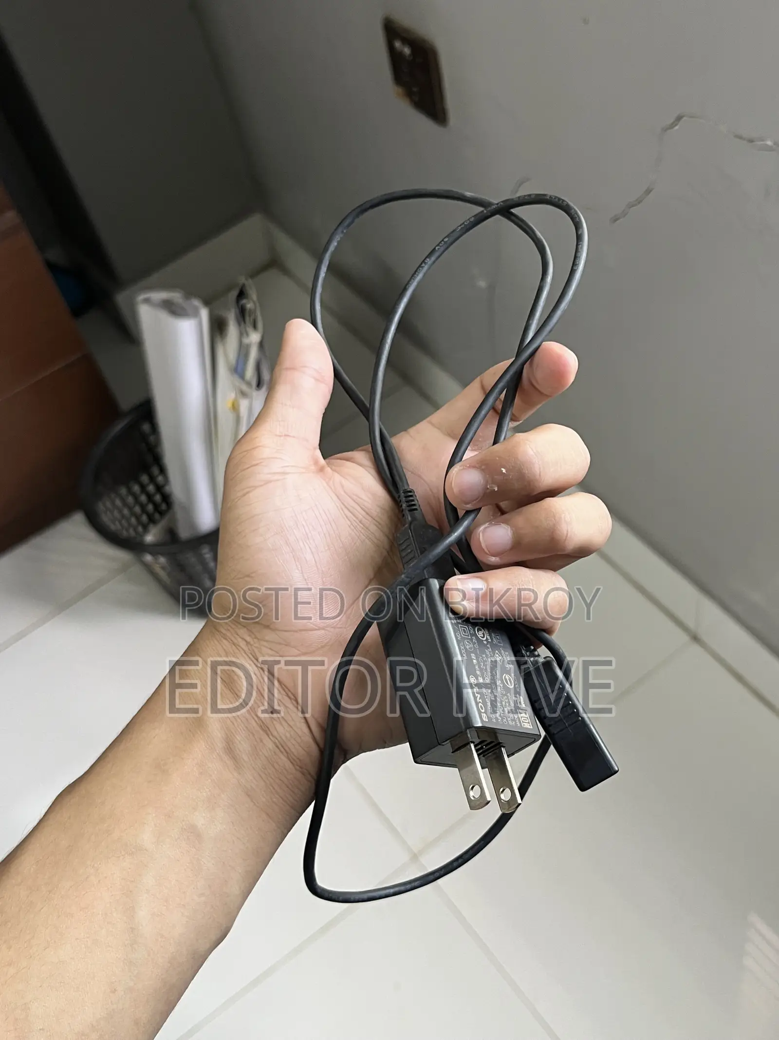 জাপান থেকে আনা অরিজিনাল সনি ক্যামেরা