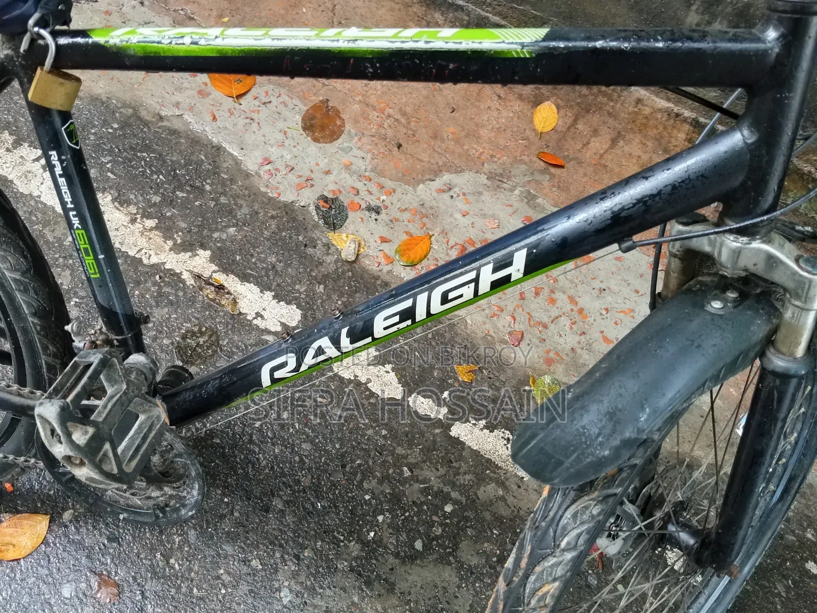 Raleigh UK 6061 Frame : Alloy Size 26inch