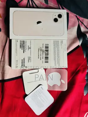 Apple iPhone 13 128 GB Pink