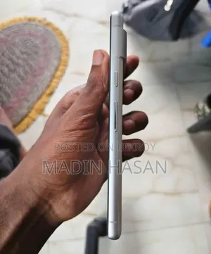 গুগল পিক্সেল ৭ ২৫৬ জিবি সাদা