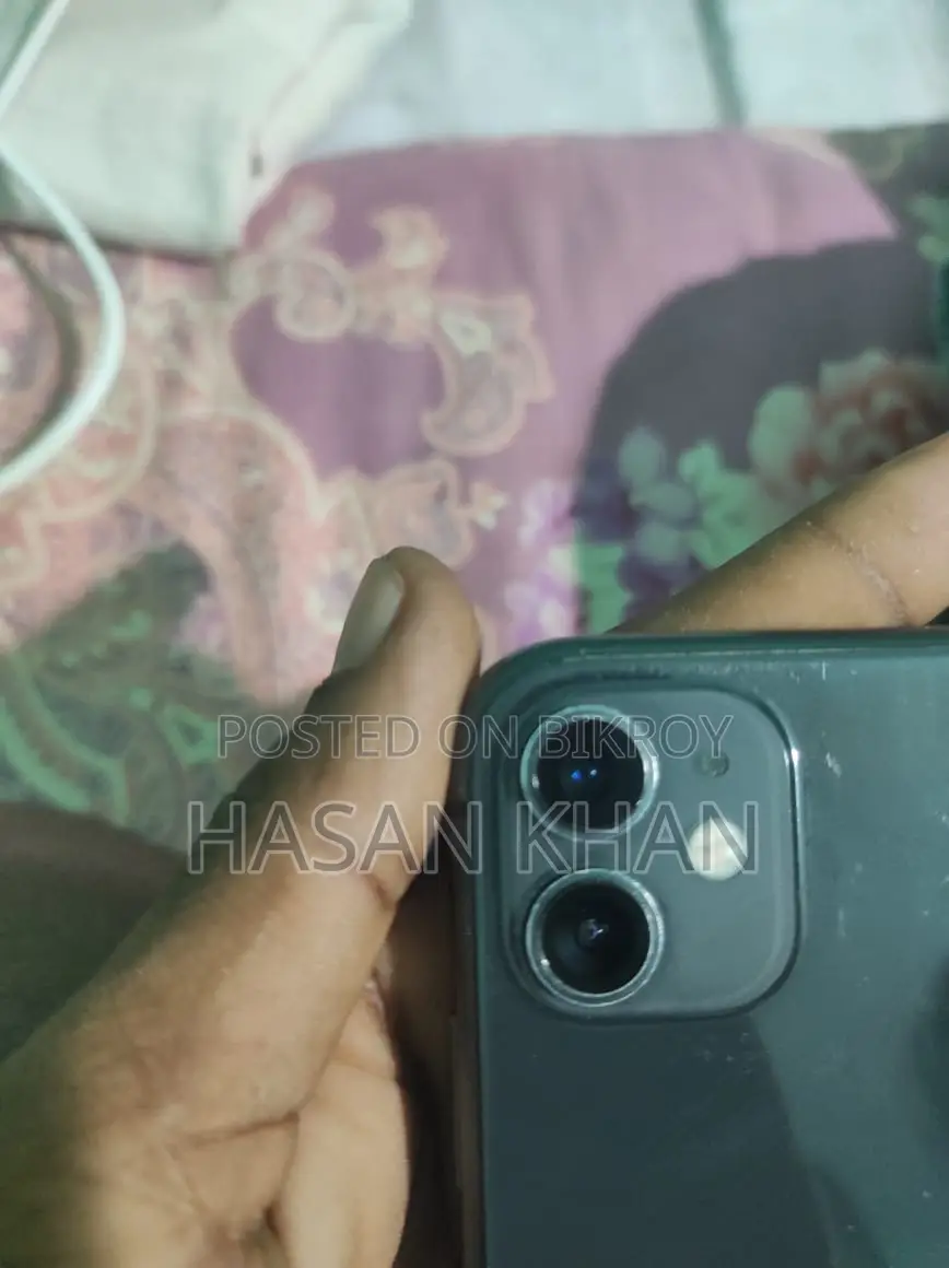 অ্যাপল আইফোন ১১ ১২৮ জিবি ব্ল্যাক