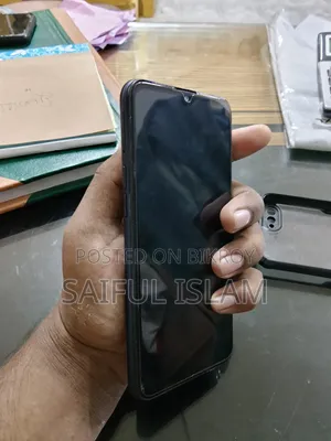 রিয়েলমি সি২ ৩২ জিবি