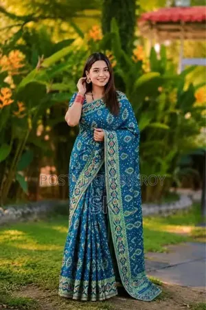 Dhaka Motif Zari Jamdani Blouse Piece