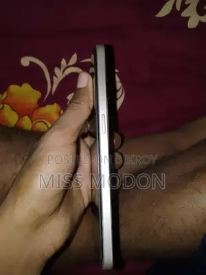 অপো এফ২১ প্রো ১২৮ জিবি ইয়েলো
