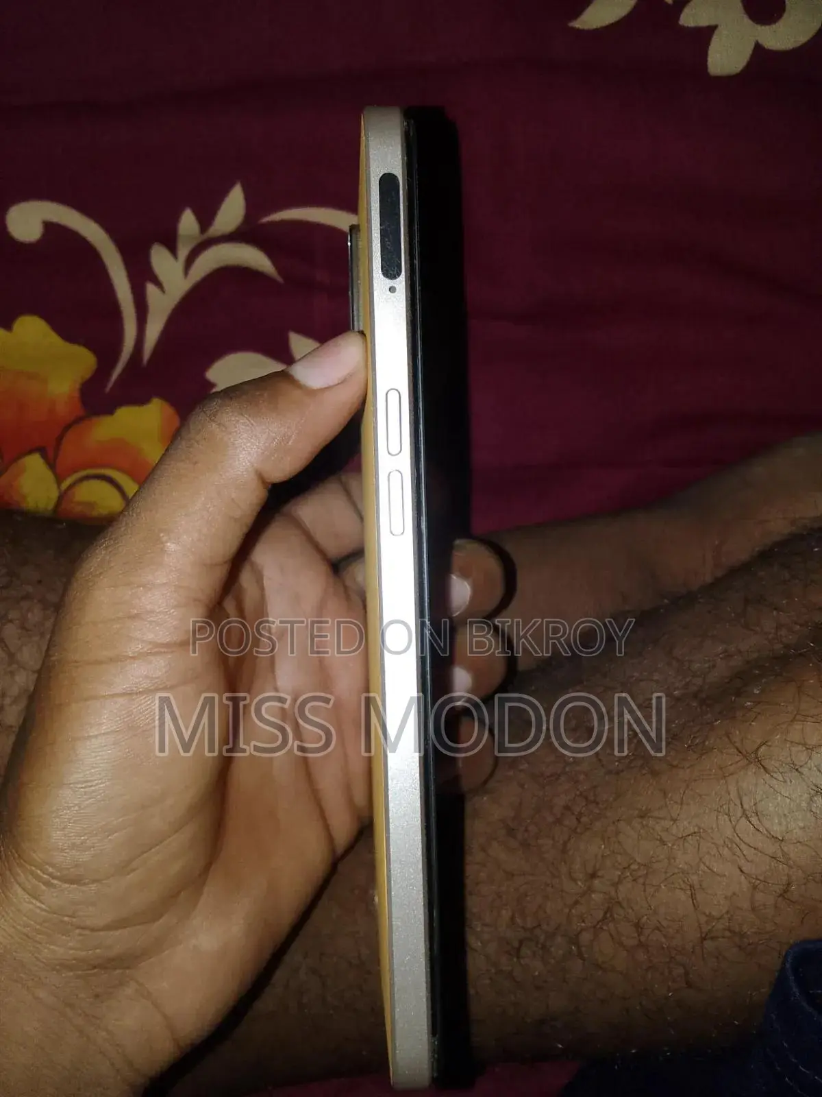 অপো এফ২১ প্রো ১২৮ জিবি ইয়েলো