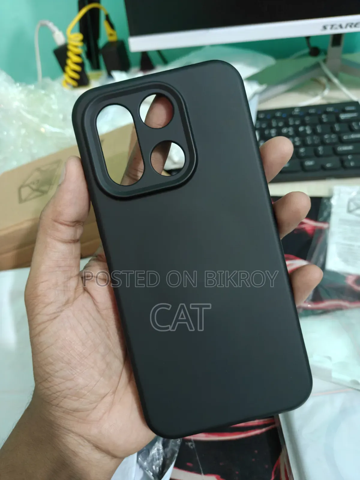 ওয়ানপ্লাস ১৫ কভার
