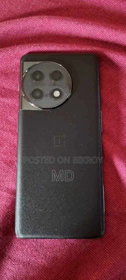 ওয়ানপ্লাস ১১আর ২৫৬ জিবি কালো
