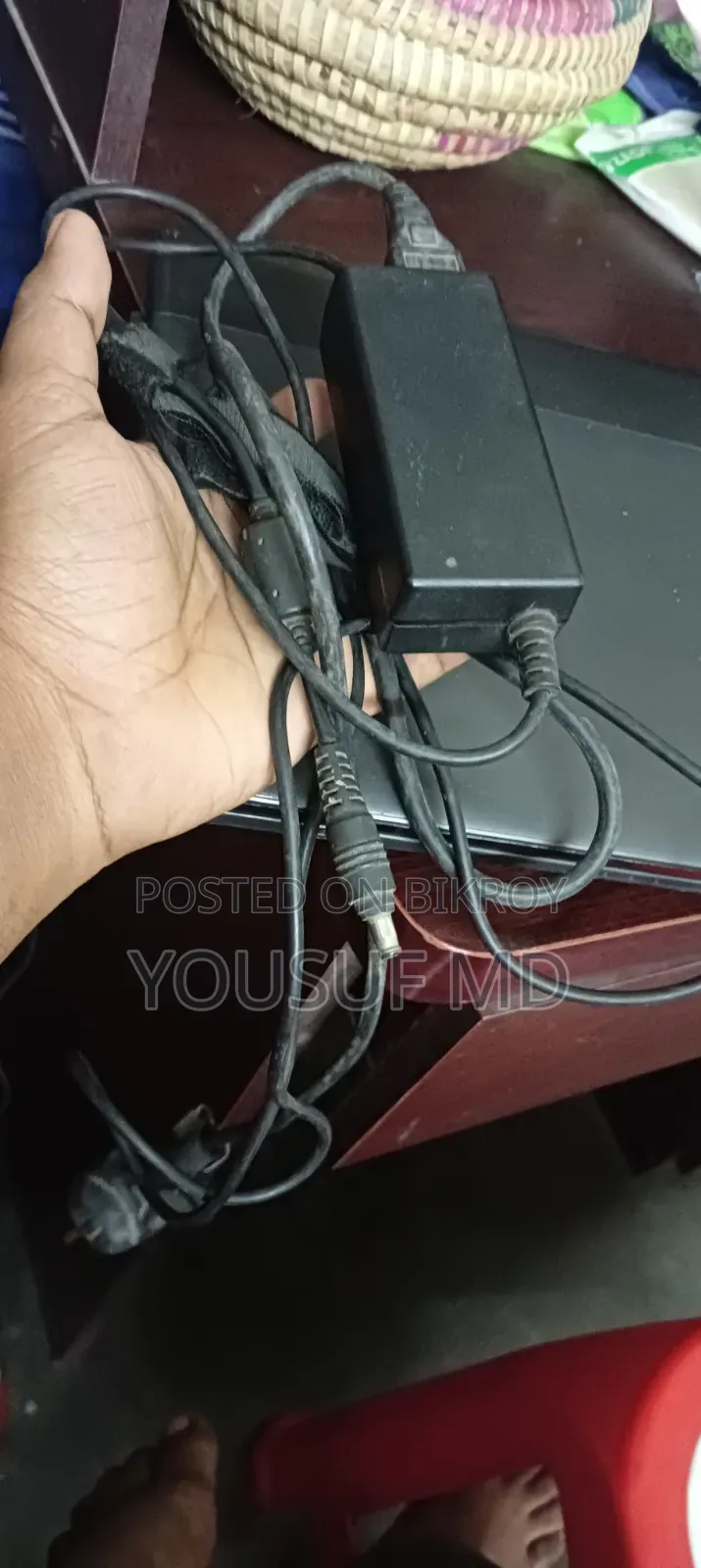 Laptop Samsung NP300E5X 4GB Intel Core I3 HDD 320GB