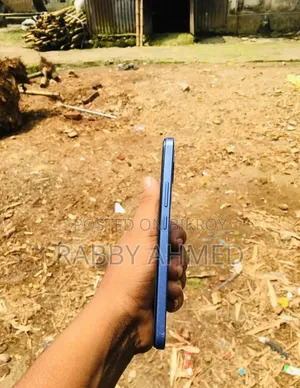 Vivo Y02A 32 GB Purple