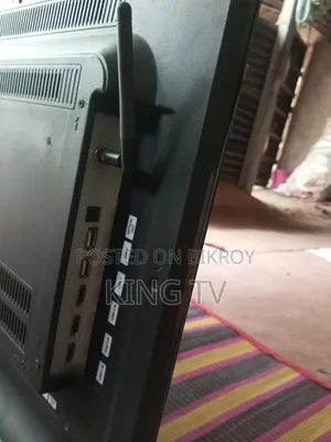 32" LED Smart TV