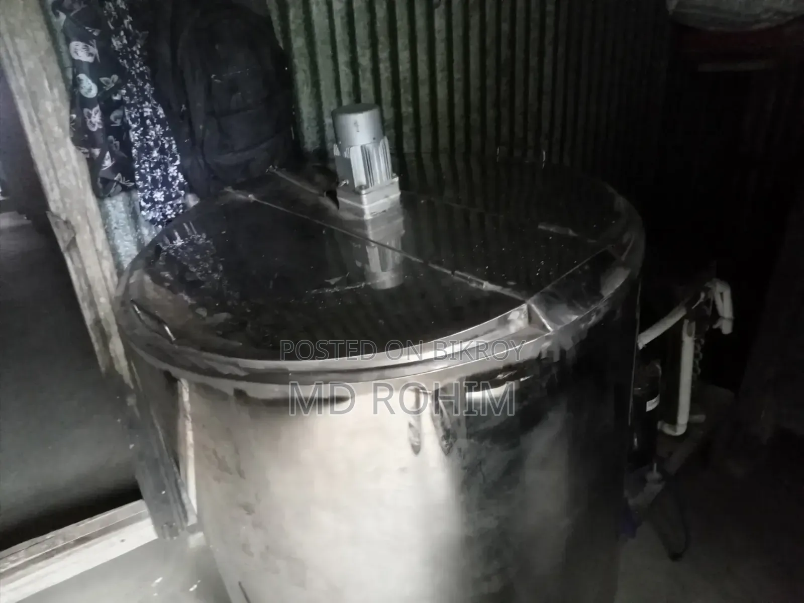 যাদের গরুর খামার আছে