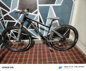 Mustang Alpha 4 Gear Cycle 27.5 Inch 1 Month Use Cash Memo Available.