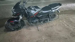 বাজাজ পালসার ১৫০ ২০১২ কালো
