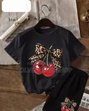 সুইটেবল টি শার্ট এন্ড প্যান্ট সেট