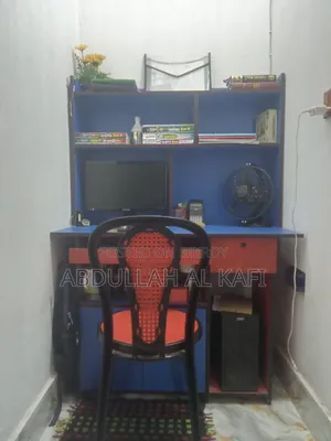 Computer Study Table. Size = 42x30x21 inches