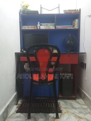 Computer Study Table. Size = 42x30x21 inches