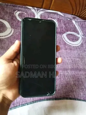Symphony Z28 32 GB Blue