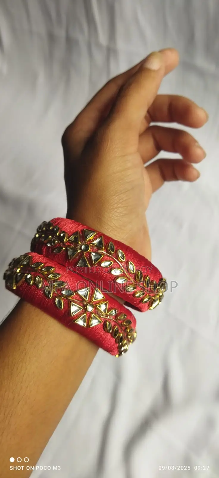 ২ পিস কুন্দন সিল্ক থ্রেড চুড়ি (2 PCS Kundan Silk Thread Bangles)