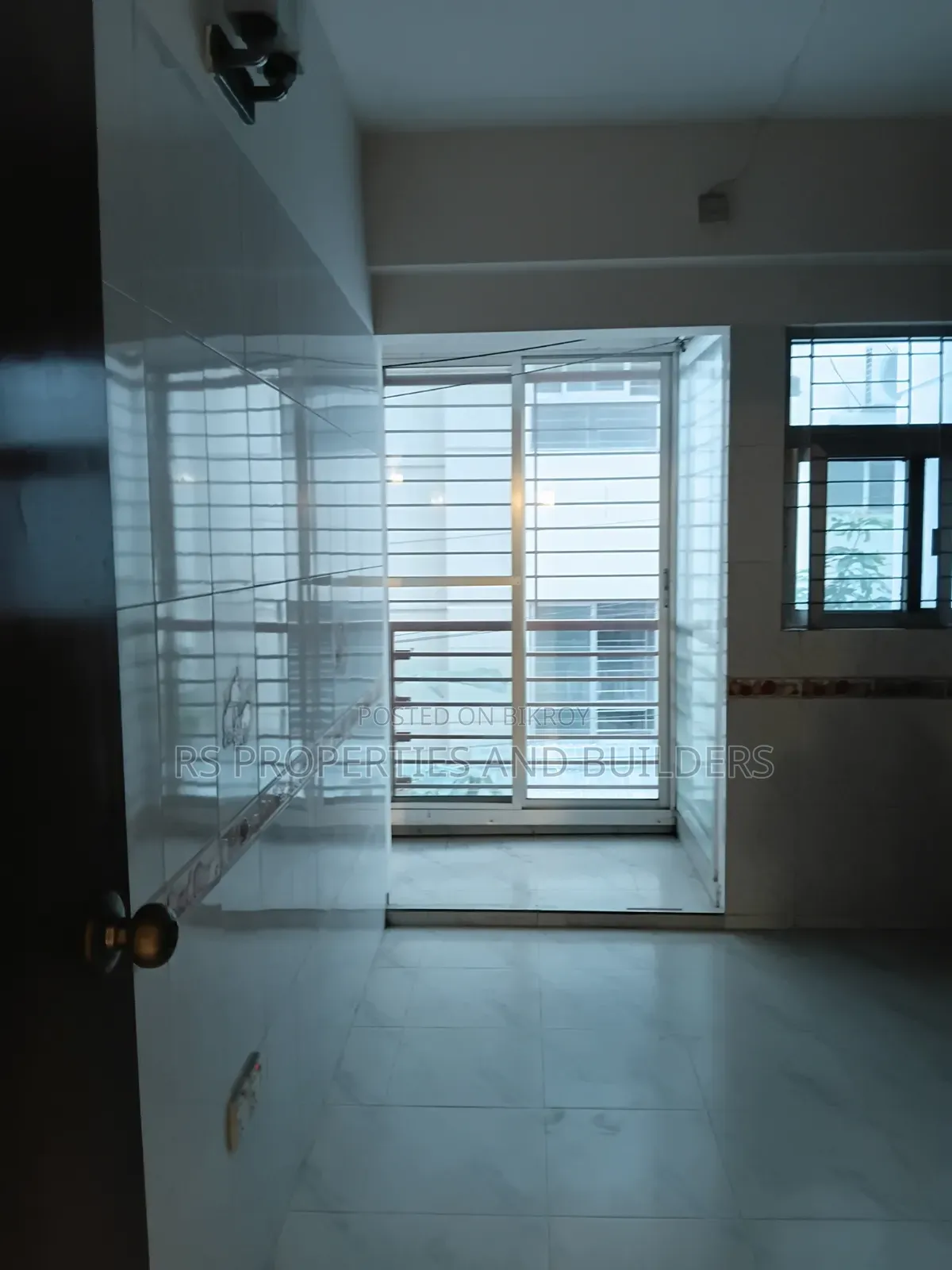 Furnished 3-Bedroom Apartment in Bashundhara, Basundhara for Sale