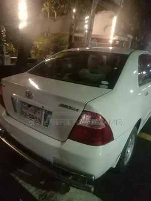 Toyota Corolla 2004 White