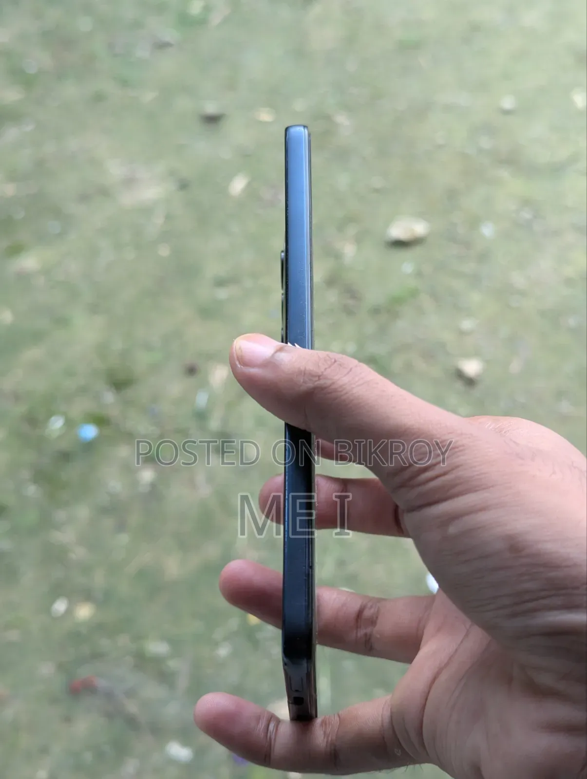মোটোরোলা এজ ৩০ ১২৮ জিবি ব্লু