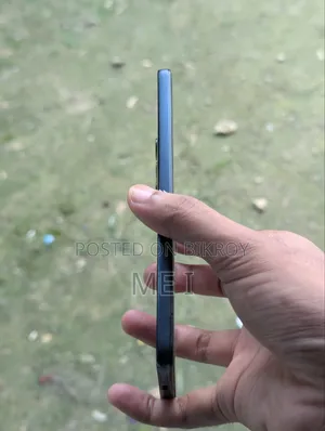 মোটোরোলা এজ ৩০ ১২৮ জিবি ব্লু