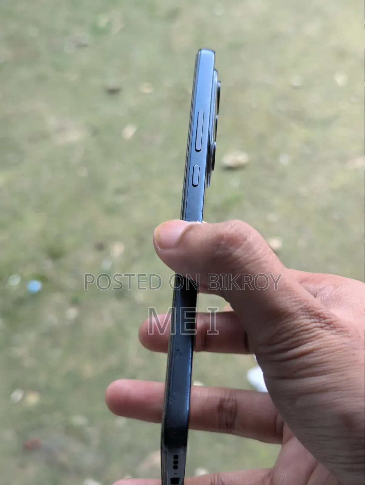 মোটোরোলা এজ ৩০ ১২৮ জিবি ব্লু