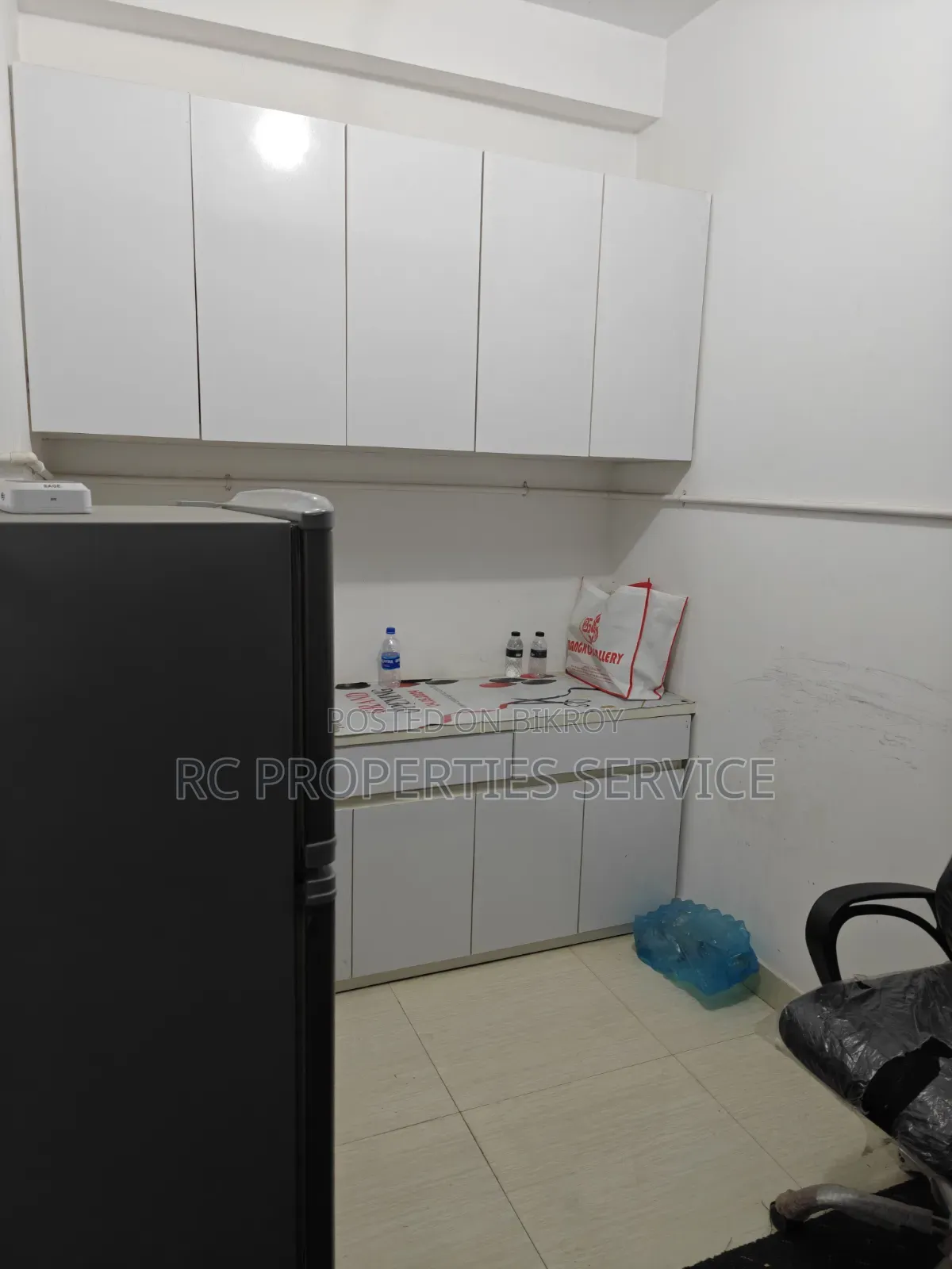 নিকুঞ্জ ২-এ ১৬৮০ বর্গফুটের বিলাসবহুল বাণিজ্যিক স্থান ভাড়া