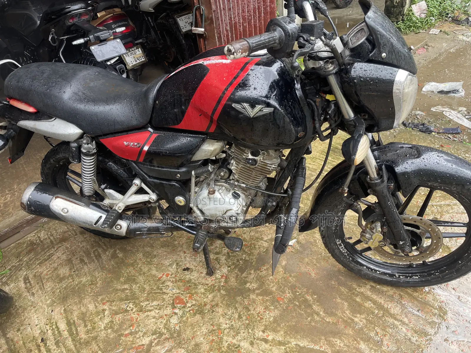 Bajaj V15 2019 Black