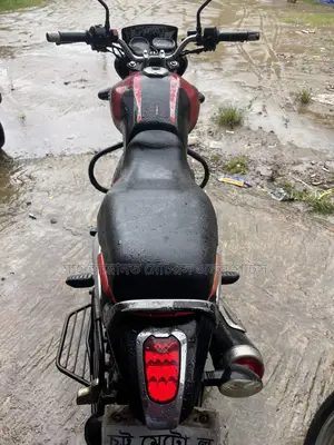 Bajaj V15 2019 Black