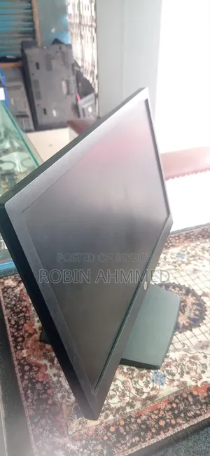 HP 19" Monitor
