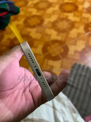 অ্যাপল আইফোন ১৬ই ১২৮ জিবি সাদা