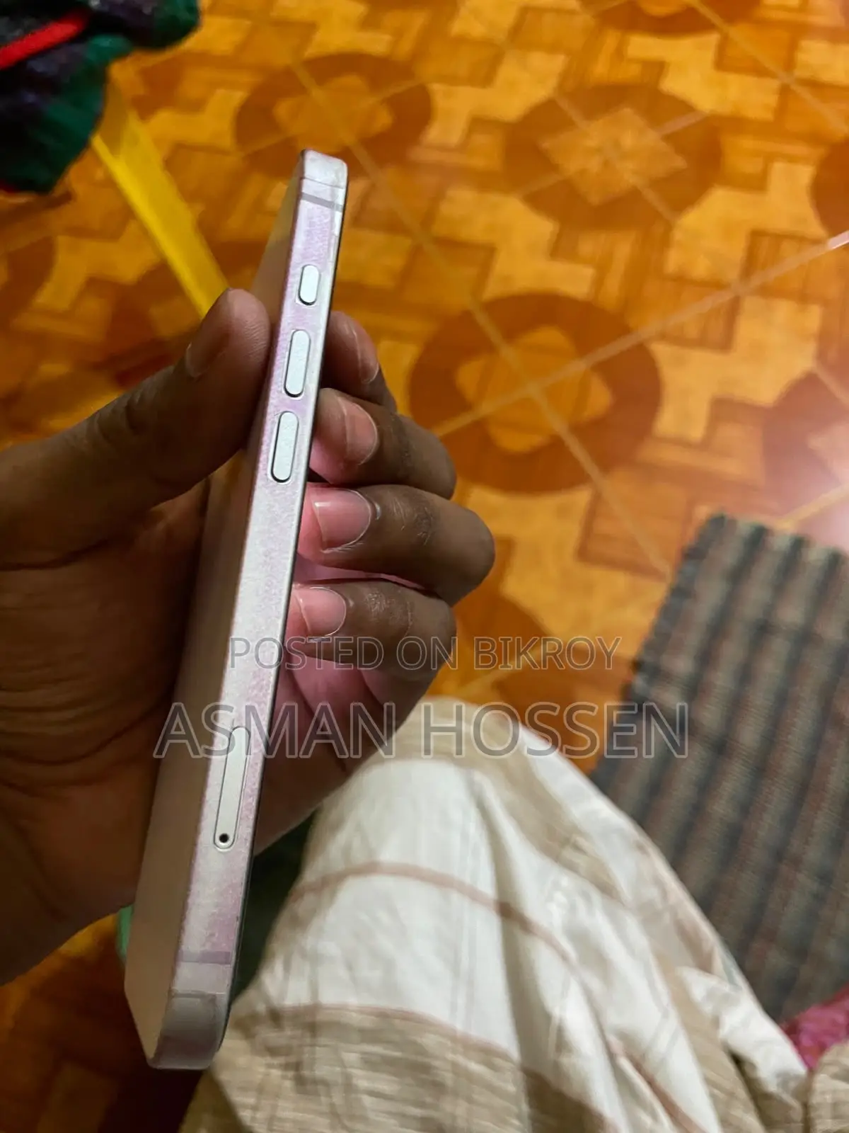 অ্যাপল আইফোন ১৬ই ১২৮ জিবি সাদা