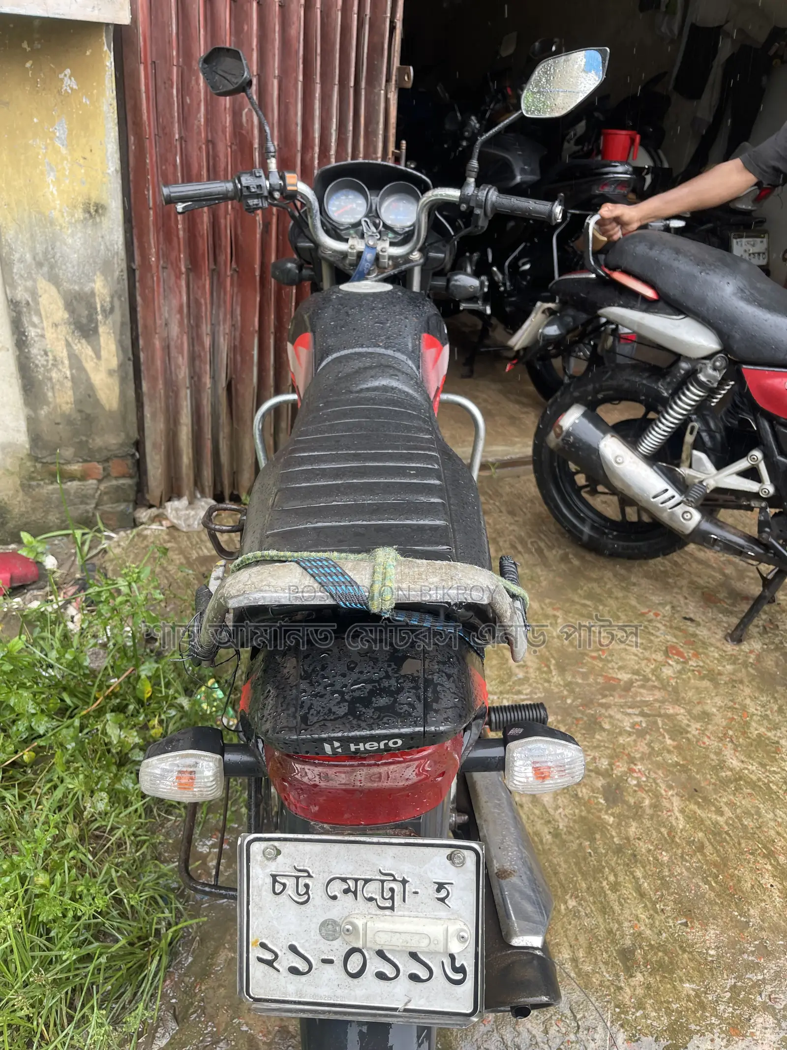Hero HF Deluxe 2022 Black