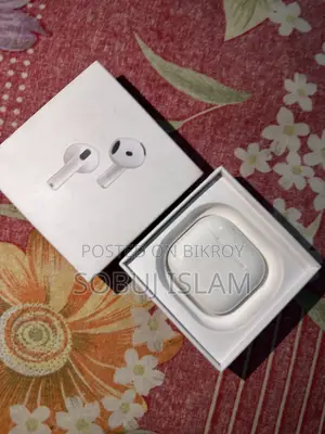 Airpods 4, received as a gift